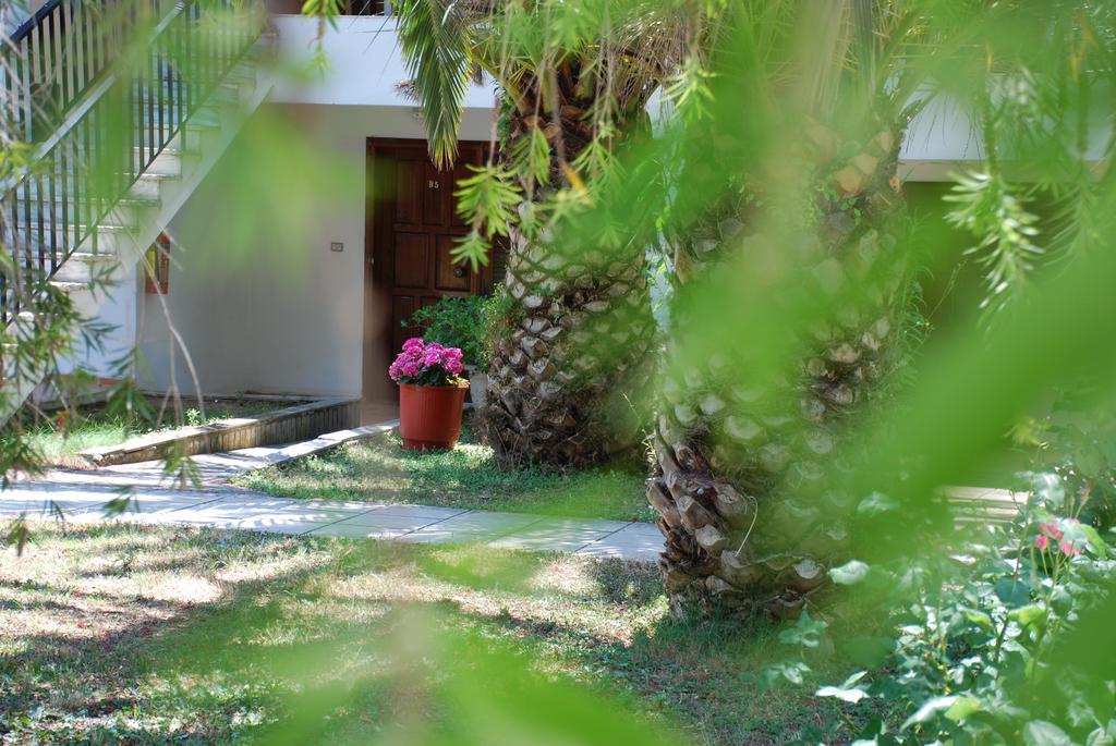 Santa Catalina Apartment Kalyves Polygyrou Екстериор снимка