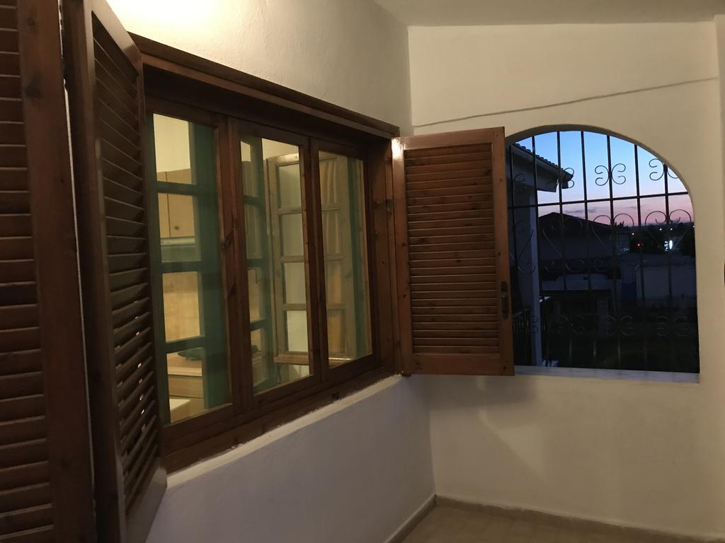 Santa Catalina Apartment Kalyves Polygyrou Екстериор снимка