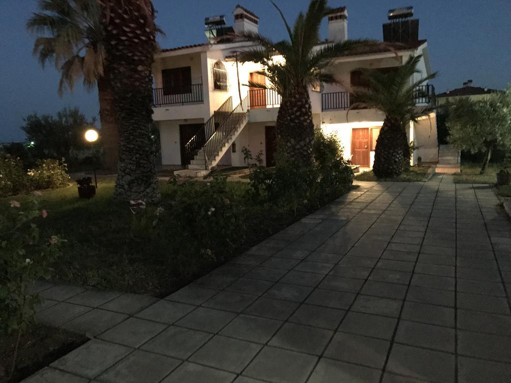 Santa Catalina Apartment Kalyves Polygyrou Екстериор снимка