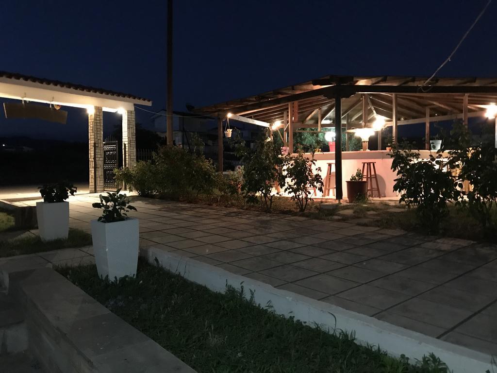 Santa Catalina Apartment Kalyves Polygyrou Екстериор снимка